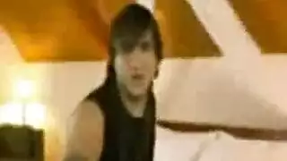 فتاة متسولة قذرة تأخذ زب في زقاق