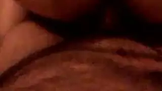 طلب بريء يتحول إلى لعبة شرجية سحاقية إباحية