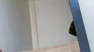 ثلاثي عرقي: مشهد إدخال مزدوج