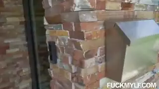 horny babe wants your dick inside her