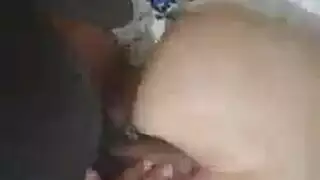 أثداء سوداء تمارس جنس إباحي مكثف