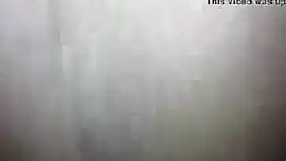 حديقة الحيوان المحرمة: تمثيل أدوار جنسي صريح مع الحيوانات