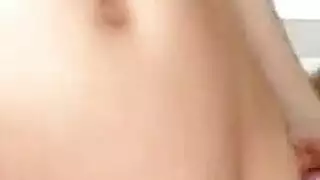 جنس أفريقي جامح: جماع جماعي في موقع العمل مع تلقيح داخلي