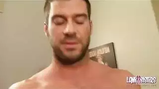 رغبات محبوسة: مثلية ثلاثية مع مبتدئة