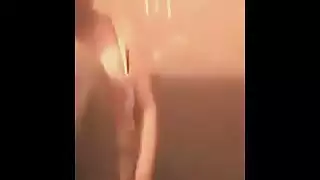 نجمه إباحية تئن بينما رجلها يأكل فرجها في مشهد صريح