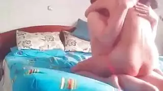 محجبة تأخذ جماع جماعي وقذف على الوجه في كرتون إباحي صريح