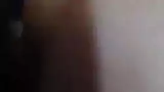 إباحي قرني: جلسة جنس كرسي مع أنين ميليسا