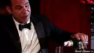 كمرات مخفية ليلة الدخلة