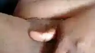 مراهقة مثيرة تطلب جنس جماعي عنيف بعد تدليك زيتي