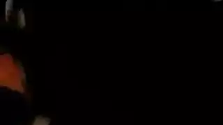 غازي تأخذ أنبوبًا خشناً في مشهد شرجي صريح