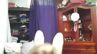 اخت تجبر اختها علي النيك