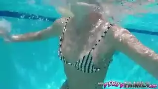 ايناس الغيدي