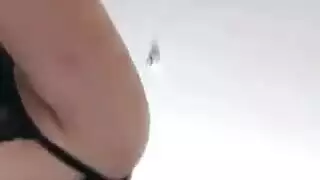 شرموطه جسمها فاجر نيك في الحمام