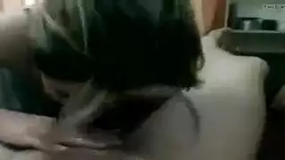 يباني يلحس كس مرت ابنه