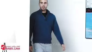 عري ليلي: فيلم عائلي يتحول إلى إباحي