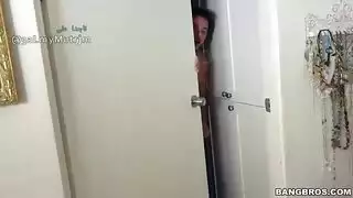 علاقة أخ وأخت: محرم عائلي صريح