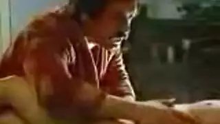 نجمات ماهرات يقدمن عروضاً إباحية شديدة