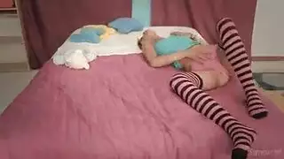 اخته تريد ان تكون ام