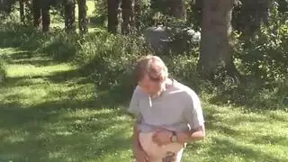 أسفل ينيك بنت