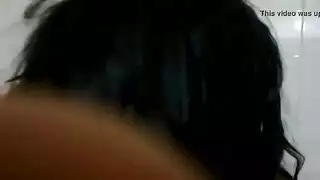 يلتهم كسها وطيزها ثم يدكها بقوة