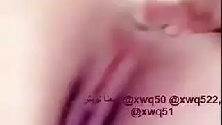 السعودي الوسيم ينطلق: جماع صعب في الصحراء
