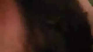 الفتيات الثملات يحصلن على مهبلاتهن وشرجهن مضروبين بقسوة