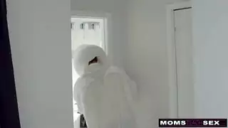 شهوة عائلية: إيلاج مزدوج في جلسة جامحة