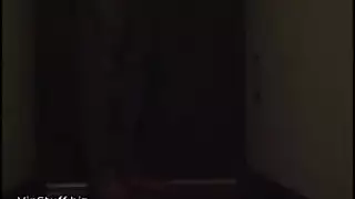 شابة جامحة: عشيق موشوم يملأ فرجها