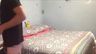 ثلاثية سحاقية مثيرة مع فعل اختراق مزدوج