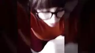 مص صريح: أشاهدها ترضع زبي مثل المحترفة