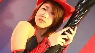 ممتلئات ومثيرة: علاقة جنس جماعي عرقي مختلط كاملة