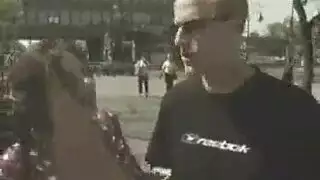 بورن قذر: مصور وعاملة مغسلة في فعل شرجي