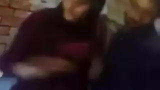 إنها تحب قضيبه الكبير