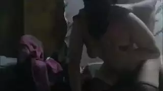 تسريب كاميرا خفية: شراميط مقنعات في مشهد مص قاسي