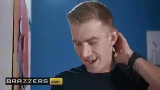 إخوة يتشاركون طيز كبيرة في بورن شرجي صريح