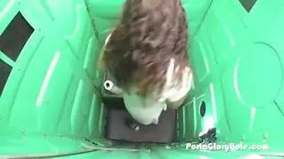 مص قضيب في العراء وهوس سائل منوي مراهق