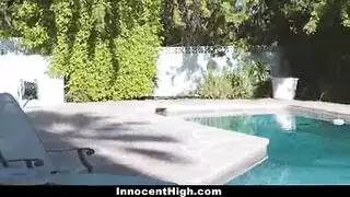 جنس عرقي متطرف: حارسات آسيويات يركبن فحلًا أسود