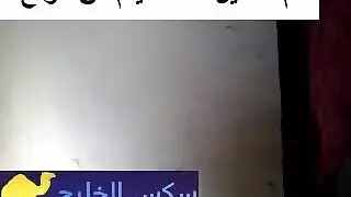 عاهرة مغربية ممتلئة الجسم تحصل على فعل جنسي مزدوج الوضعية إكس إكس إكس