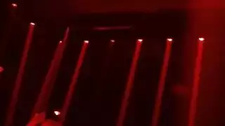 تحدي بوق إكس إكس إكس: مفاجأة مص قضيب لعميل مثار