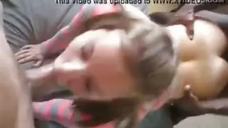 فتاة الخليج أمبر تخرج للخارج: تئن حتى النشوة