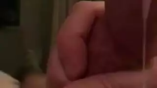 مراهقة تأخذ حمولة قاسية من نائب الرئيس جيد التجهيز