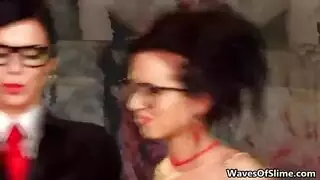 الهرة الأكل الآسيوية الجنس الشرجي شعر قصير