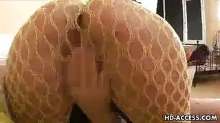 عاهرات الثكنات: شرج وثلاثي بورنو