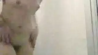 حفلة جنس جماعي صاخبة مع مخنثين