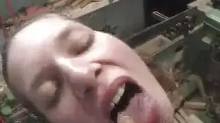 إباحية دخول غير قانوني – غرباء يمارسون الجنس بقوة مع ربة المنزل