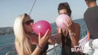 إبحار وجنس: طاقم صغير في مشهد عربة جنس مكثف