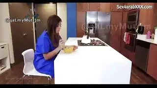 فانتازيا ممرضة إكس إكس إكس: أثداء كبيرة، حديث فاحش، وجنس عنيف