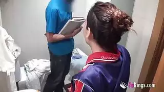 نجمة الإباحية الساخنة رانيا يوسف تأخذ قضيبًا كبيرًا