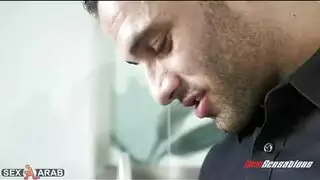 نافورة النزف: إباحية قوية ومبلولة وفوضوية