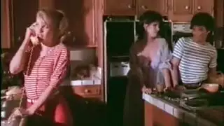 إباحية رجعية: فيرجينيا في فيلم جنس أجنبي كلاسيكي